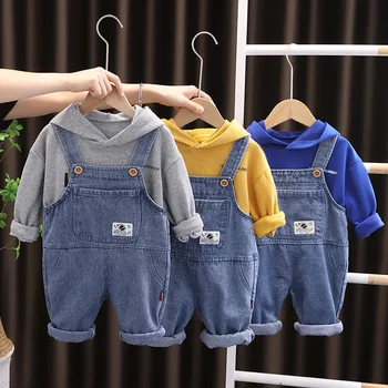 Весенне-осенний комплект одежды для маленьких мальчиков, бутик одежды, толстовки с капюшоном и комбинезоны в корейском стиле с длинными рукавами для малышей, детский спортивный костюм