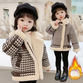 Зимняя куртка для малышей, пальто с длинными рукавами на пуговицах из шерсти ягненка для маленьких девочек и мальчиков, мягкие теплые пальто, Верхняя одежда, Одежда 2023 W60